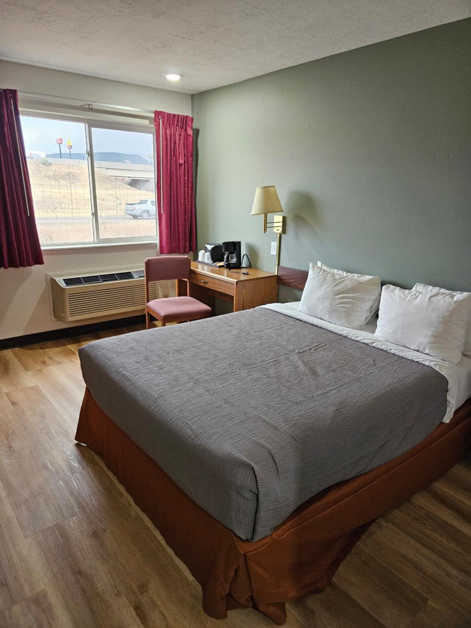 Hotel Zyva Beaver Kültér fotó