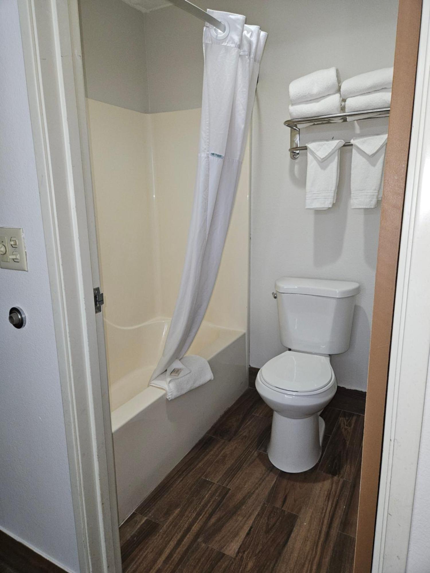 Hotel Zyva Beaver Kültér fotó