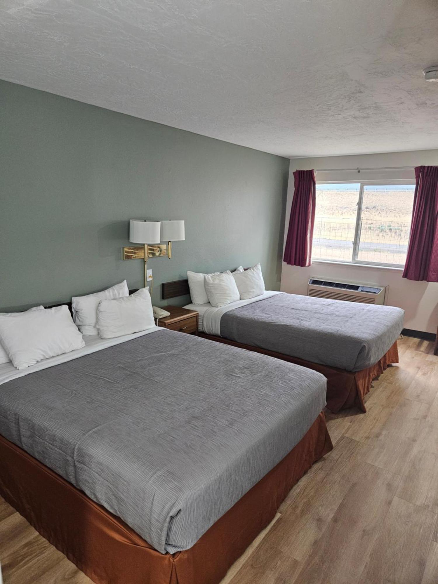 Hotel Zyva Beaver Kültér fotó